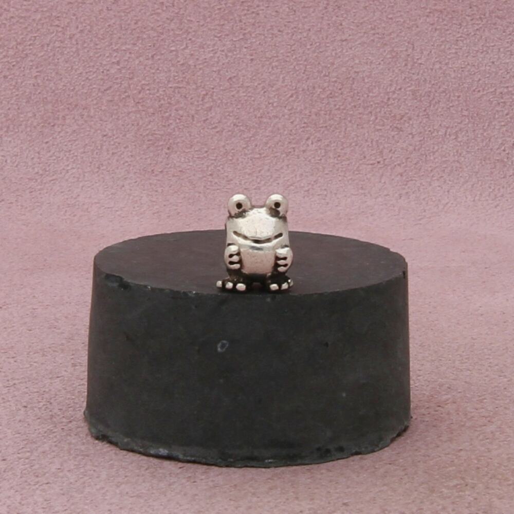 pandora sterling silver authentic frog bead (790247) charm